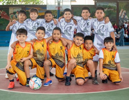 INAUGURACIÓN DE LOS JUEGOS INTERCLASES 2025 EN EL COLEGIO MADRE LAURA